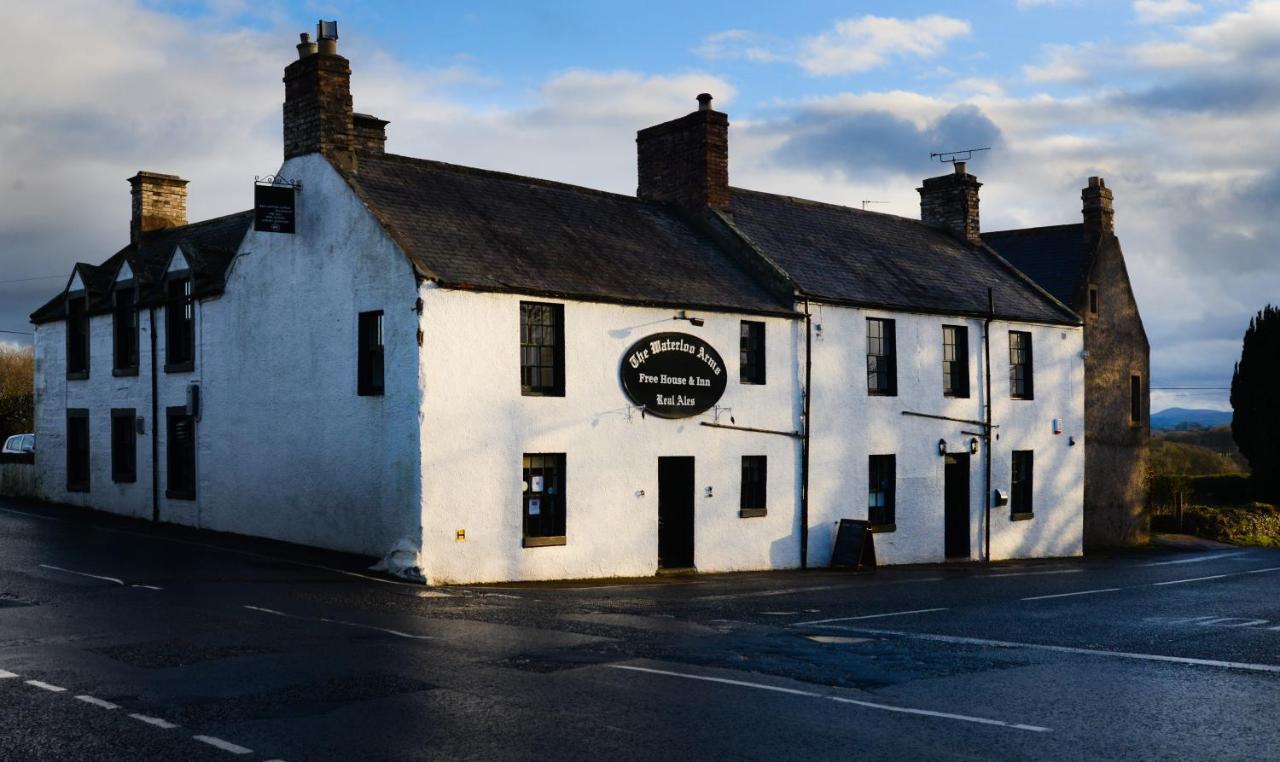 The Waterloo Arms Hotel Chirnside Esterno foto
